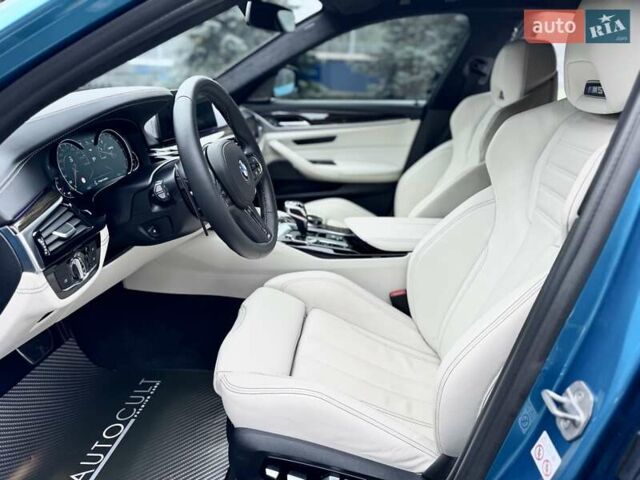 Синий БМВ М5, объемом двигателя 4.39 л и пробегом 56 тыс. км за 90000 $, фото 35 на Automoto.ua