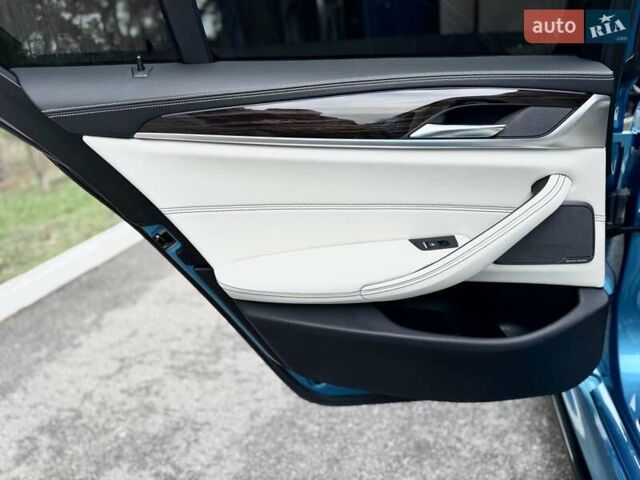 Синий БМВ М5, объемом двигателя 4.39 л и пробегом 56 тыс. км за 90000 $, фото 36 на Automoto.ua