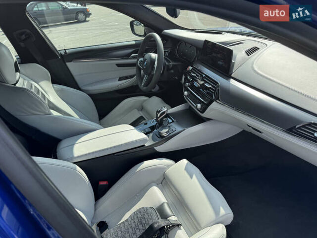 Синий БМВ М5, объемом двигателя 4.39 л и пробегом 80 тыс. км за 58000 $, фото 4 на Automoto.ua