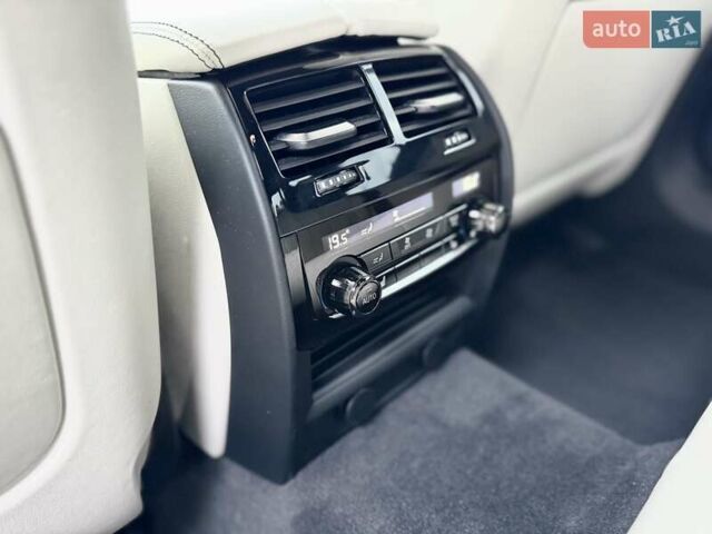 Синий БМВ М5, объемом двигателя 4.39 л и пробегом 56 тыс. км за 90000 $, фото 39 на Automoto.ua