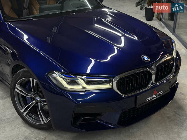 Синий БМВ М5, объемом двигателя 4.39 л и пробегом 70 тыс. км за 99000 $, фото 2 на Automoto.ua