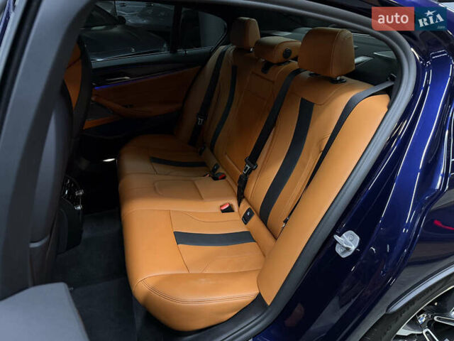 Синий БМВ М5, объемом двигателя 4.39 л и пробегом 70 тыс. км за 99000 $, фото 21 на Automoto.ua