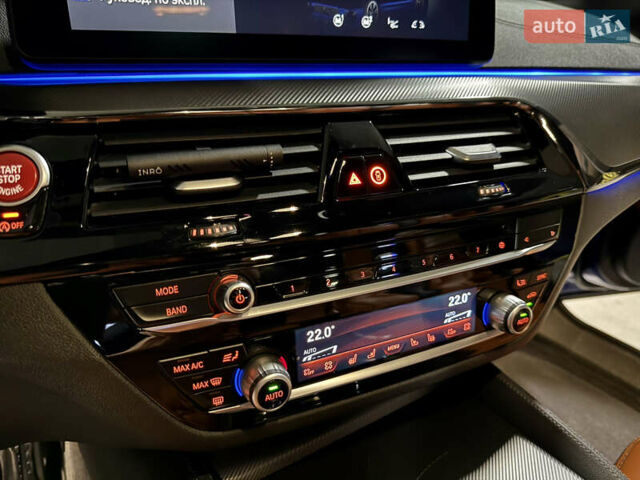 Синий БМВ М5, объемом двигателя 4.4 л и пробегом 42 тыс. км за 84500 $, фото 22 на Automoto.ua