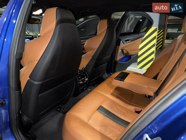 Синий БМВ М5, объемом двигателя 4.4 л и пробегом 42 тыс. км за 85500 $, фото 31 на Automoto.ua