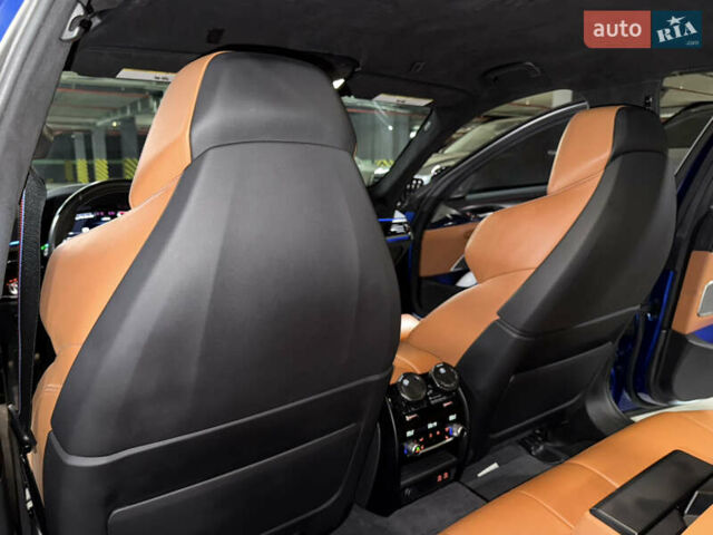 Синий БМВ М5, объемом двигателя 4.4 л и пробегом 42 тыс. км за 84500 $, фото 30 на Automoto.ua