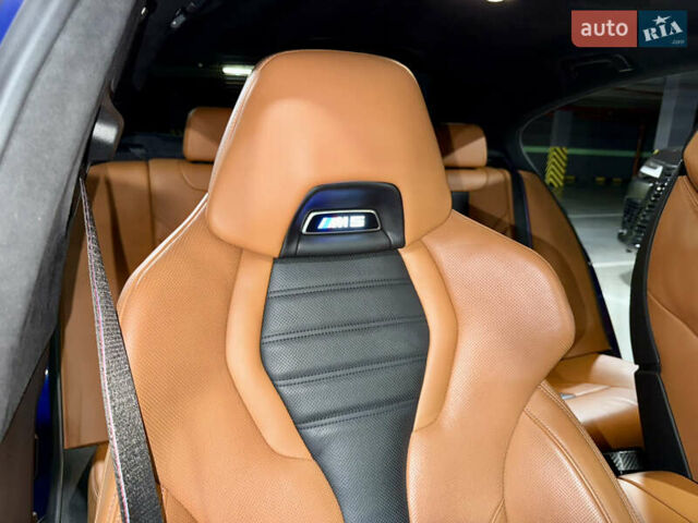 Синий БМВ М5, объемом двигателя 4.4 л и пробегом 42 тыс. км за 84500 $, фото 41 на Automoto.ua