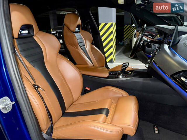 Синий БМВ М5, объемом двигателя 4.4 л и пробегом 42 тыс. км за 85500 $, фото 40 на Automoto.ua