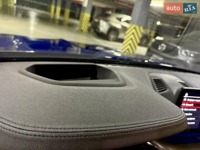 Синий БМВ М5, объемом двигателя 4.4 л и пробегом 42 тыс. км за 85500 $, фото 27 на Automoto.ua