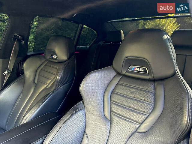 Синий БМВ М5, объемом двигателя 4.39 л и пробегом 43 тыс. км за 99990 $, фото 32 на Automoto.ua