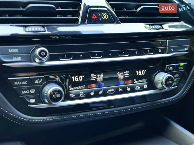 Синий БМВ М5, объемом двигателя 4.39 л и пробегом 43 тыс. км за 99990 $, фото 25 на Automoto.ua