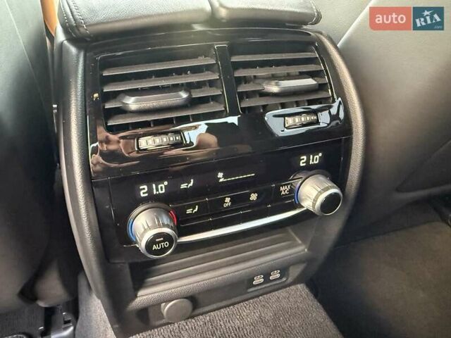 Зеленый БМВ М5, объемом двигателя 4.39 л и пробегом 14 тыс. км за 135000 $, фото 56 на Automoto.ua