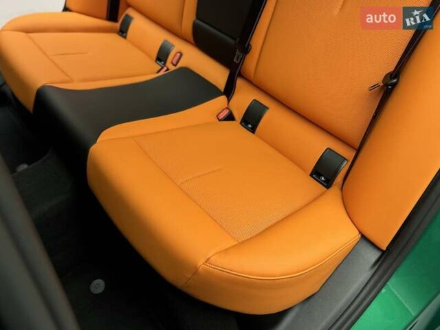 Зеленый БМВ М5, объемом двигателя 4.39 л и пробегом 1 тыс. км за 187700 $, фото 53 на Automoto.ua