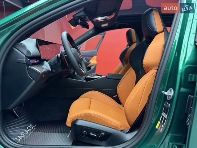 Зеленый БМВ М5, объемом двигателя 4.39 л и пробегом 1 тыс. км за 187700 $, фото 34 на Automoto.ua