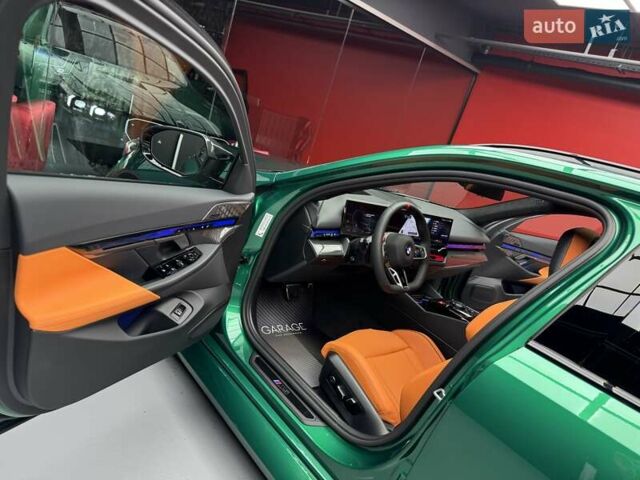 Зеленый БМВ М5, объемом двигателя 4.39 л и пробегом 1 тыс. км за 187700 $, фото 31 на Automoto.ua