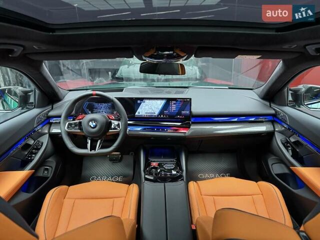 Зеленый БМВ М5, объемом двигателя 4.39 л и пробегом 1 тыс. км за 187700 $, фото 44 на Automoto.ua