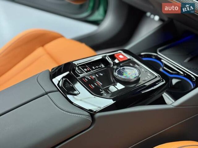 Зеленый БМВ М5, объемом двигателя 4.39 л и пробегом 1 тыс. км за 187700 $, фото 72 на Automoto.ua