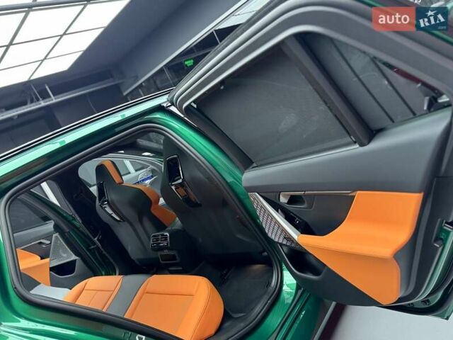 Зеленый БМВ М5, объемом двигателя 4.39 л и пробегом 1 тыс. км за 187700 $, фото 56 на Automoto.ua