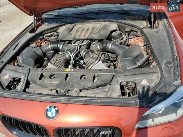 Оранжевый БМВ М5, объемом двигателя 4.39 л и пробегом 76 тыс. км за 8000 $, фото 10 на Automoto.ua