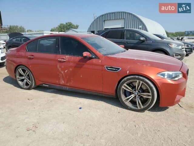 Оранжевый БМВ М5, объемом двигателя 4.39 л и пробегом 76 тыс. км за 8000 $, фото 3 на Automoto.ua