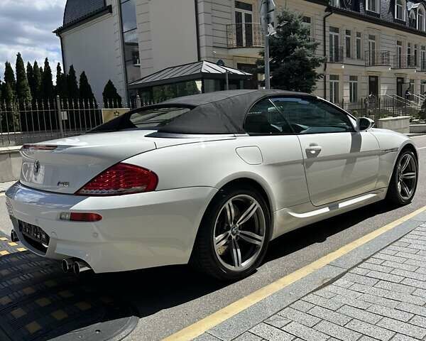 Белый БМВ М6, объемом двигателя 5 л и пробегом 62 тыс. км за 55000 $, фото 9 на Automoto.ua