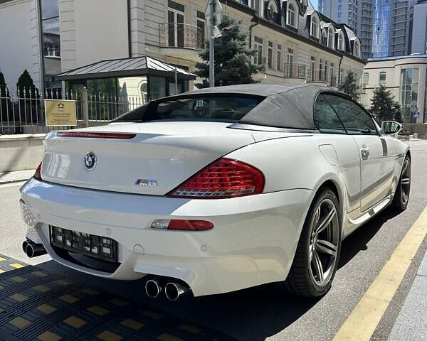 Белый БМВ М6, объемом двигателя 5 л и пробегом 62 тыс. км за 55000 $, фото 10 на Automoto.ua