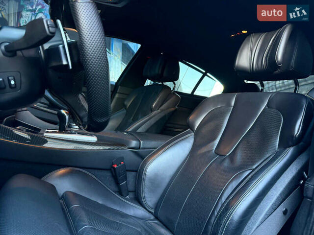 Белый БМВ М6, объемом двигателя 4.39 л и пробегом 90 тыс. км за 38900 $, фото 7 на Automoto.ua