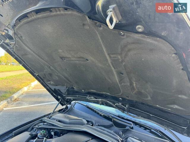 Черный БМВ М6, объемом двигателя 5 л и пробегом 125 тыс. км за 37500 $, фото 23 на Automoto.ua