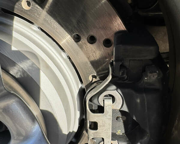 Черный БМВ М6, объемом двигателя 5 л и пробегом 125 тыс. км за 37500 $, фото 20 на Automoto.ua