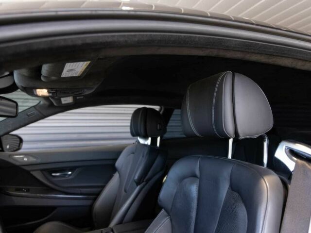 Черный БМВ М6, объемом двигателя 4.4 л и пробегом 77 тыс. км за 20500 $, фото 9 на Automoto.ua