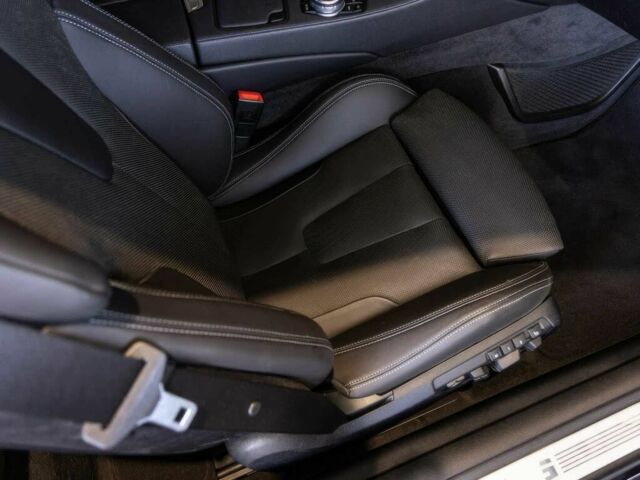 Черный БМВ М6, объемом двигателя 4.4 л и пробегом 77 тыс. км за 20500 $, фото 11 на Automoto.ua