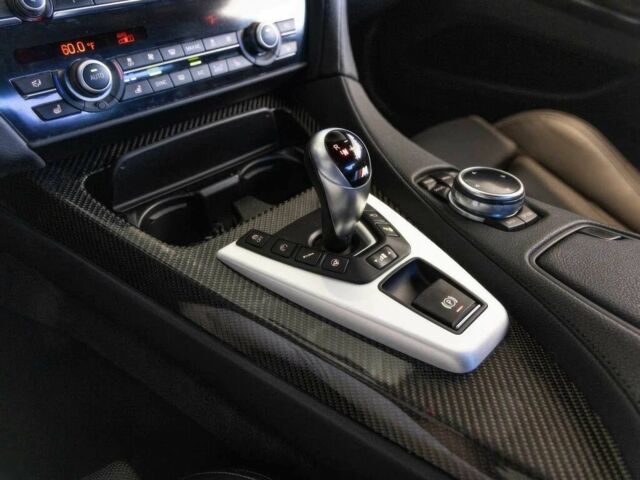 Черный БМВ М6, объемом двигателя 4.4 л и пробегом 77 тыс. км за 20500 $, фото 8 на Automoto.ua