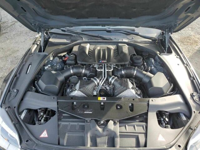Черный БМВ М6, объемом двигателя 0 л и пробегом 59 тыс. км за 22200 $, фото 6 на Automoto.ua