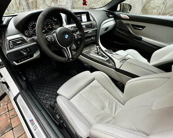 БМВ М6, объемом двигателя 4.39 л и пробегом 105 тыс. км за 41500 $, фото 2 на Automoto.ua