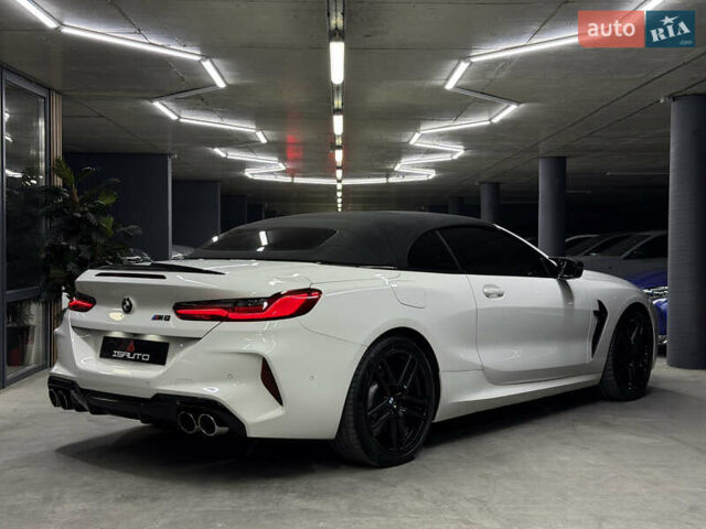 Белый БМВ M8, объемом двигателя 4.39 л и пробегом 80 тыс. км за 66500 $, фото 14 на Automoto.ua