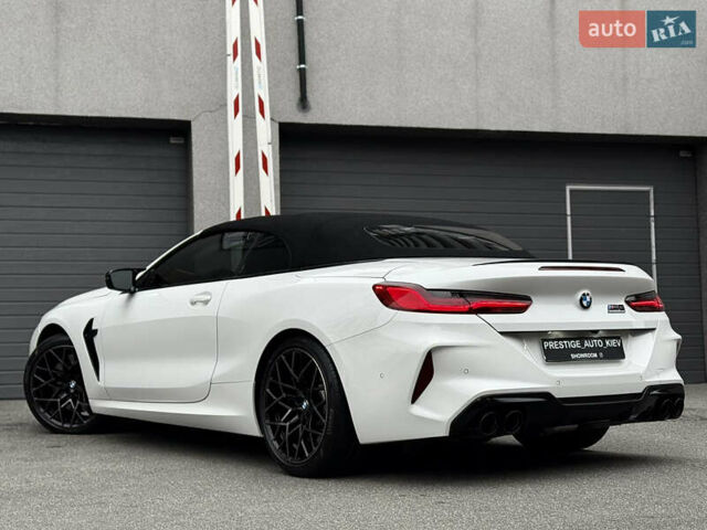 Білий БМВ M8, об'ємом двигуна 4.39 л та пробігом 26 тис. км за 97000 $, фото 32 на Automoto.ua