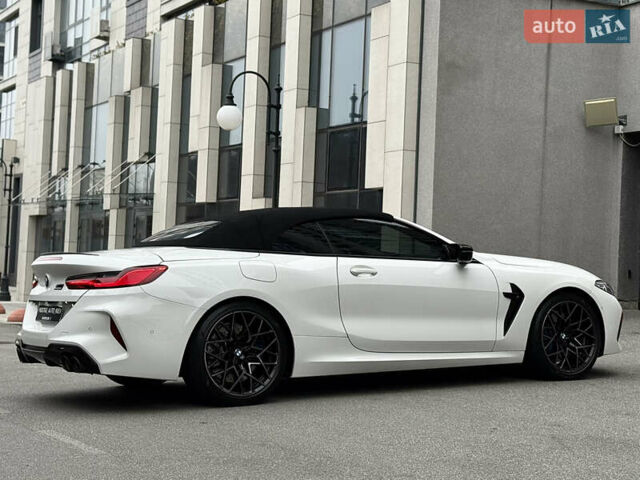 Білий БМВ M8, об'ємом двигуна 4.39 л та пробігом 26 тис. км за 97000 $, фото 28 на Automoto.ua