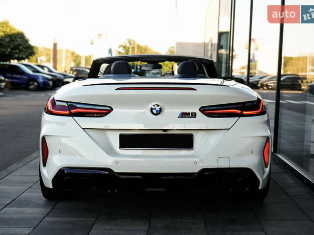 Белый БМВ M8, объемом двигателя 4.39 л и пробегом 25 тыс. км за 105000 $, фото 3 на Automoto.ua