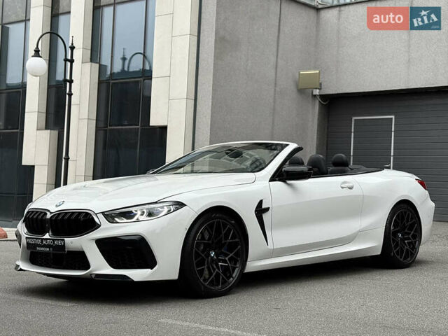 Білий БМВ M8, об'ємом двигуна 4.39 л та пробігом 26 тис. км за 97000 $, фото 18 на Automoto.ua