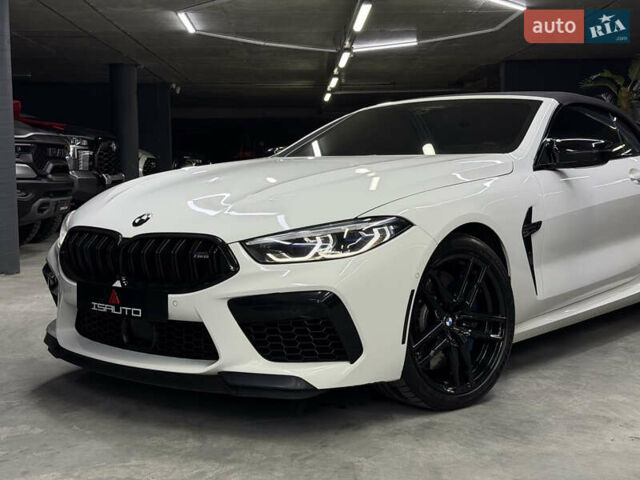 Белый БМВ M8, объемом двигателя 4.39 л и пробегом 80 тыс. км за 66500 $, фото 8 на Automoto.ua