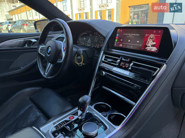 Белый БМВ M8, объемом двигателя 4.4 л и пробегом 64 тыс. км за 88500 $, фото 25 на Automoto.ua