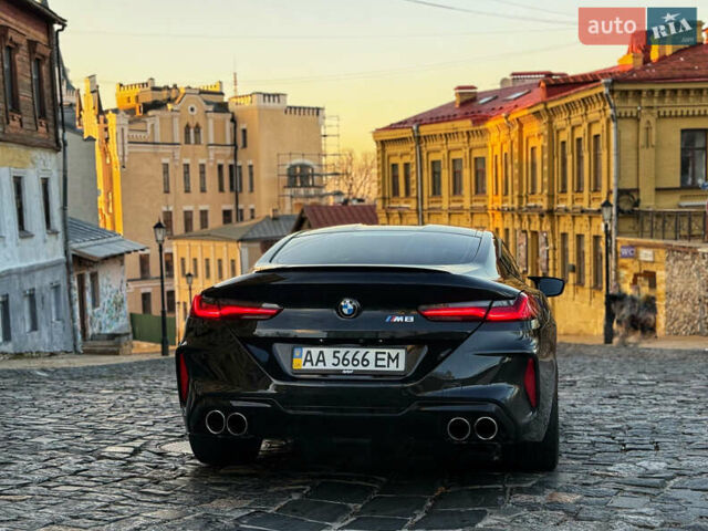 Черный БМВ M8, объемом двигателя 4.39 л и пробегом 44 тыс. км за 97000 $, фото 4 на Automoto.ua