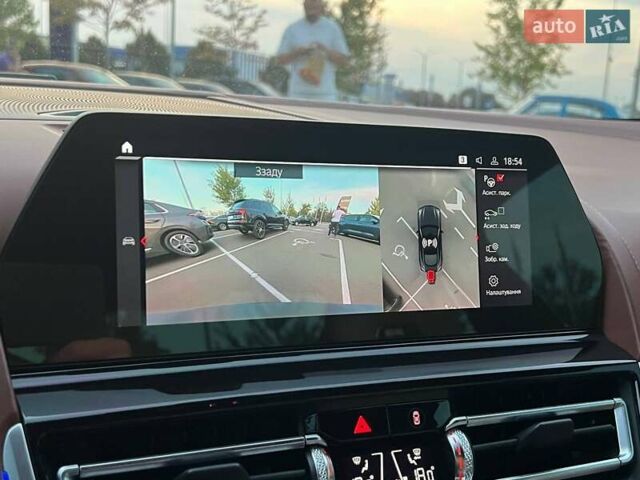 Черный БМВ M8, объемом двигателя 4.39 л и пробегом 71 тыс. км за 99990 $, фото 24 на Automoto.ua