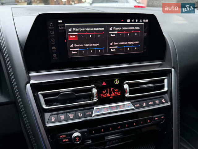 Черный БМВ M8, объемом двигателя 4.4 л и пробегом 79 тыс. км за 76000 $, фото 21 на Automoto.ua