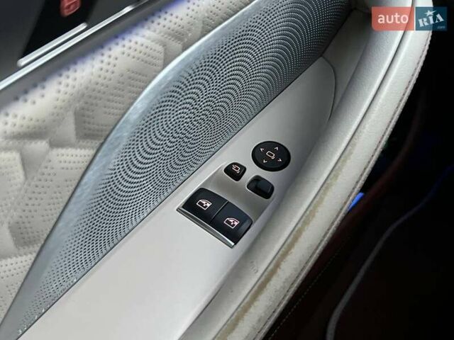 Черный БМВ M8, объемом двигателя 4.39 л и пробегом 71 тыс. км за 84990 $, фото 14 на Automoto.ua