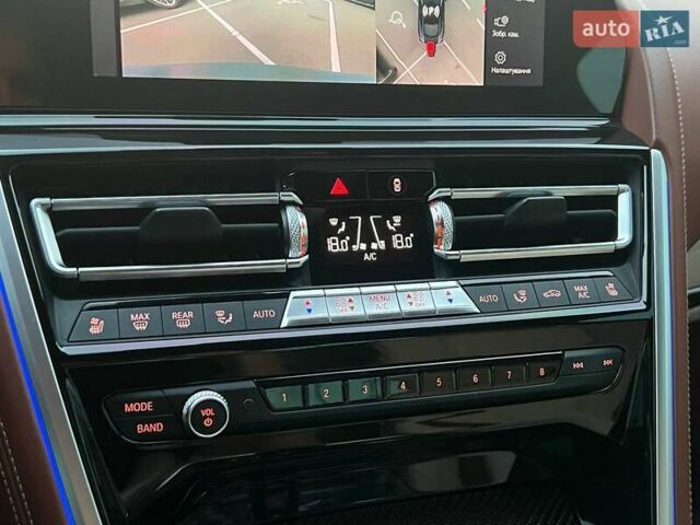 Черный БМВ M8, объемом двигателя 4.39 л и пробегом 71 тыс. км за 84990 $, фото 26 на Automoto.ua