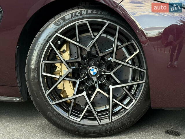 Красный БМВ M8, объемом двигателя 4.39 л и пробегом 25 тыс. км за 149000 $, фото 34 на Automoto.ua