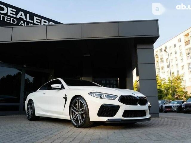 БМВ M8, объемом двигателя 4.4 л и пробегом 4 тыс. км за 135000 $, фото 9 на Automoto.ua