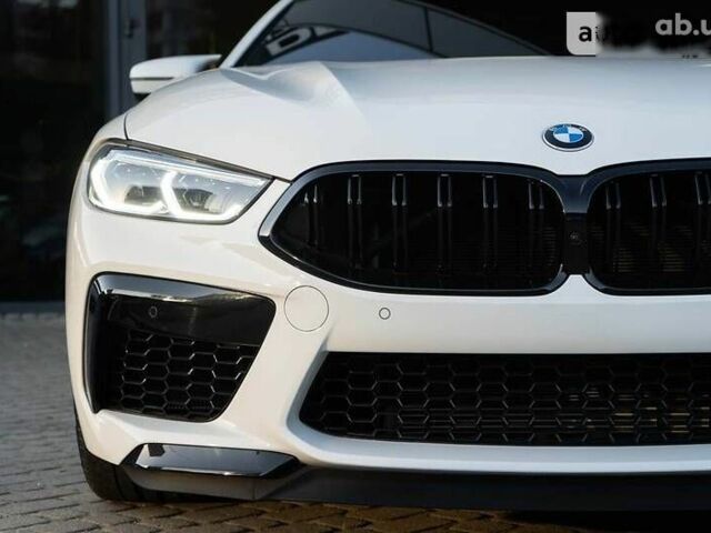 БМВ M8, объемом двигателя 4.4 л и пробегом 4 тыс. км за 135000 $, фото 4 на Automoto.ua