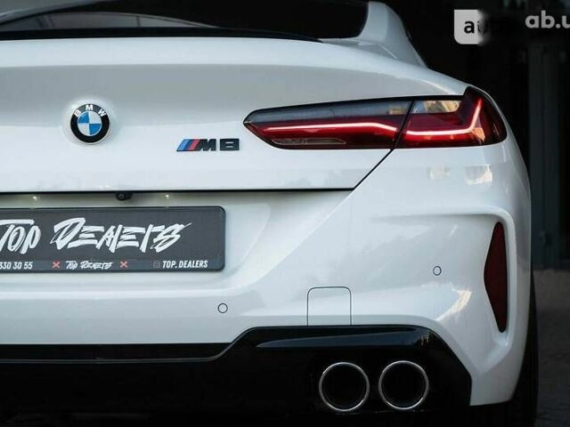 БМВ M8, объемом двигателя 4.4 л и пробегом 4 тыс. км за 135000 $, фото 20 на Automoto.ua