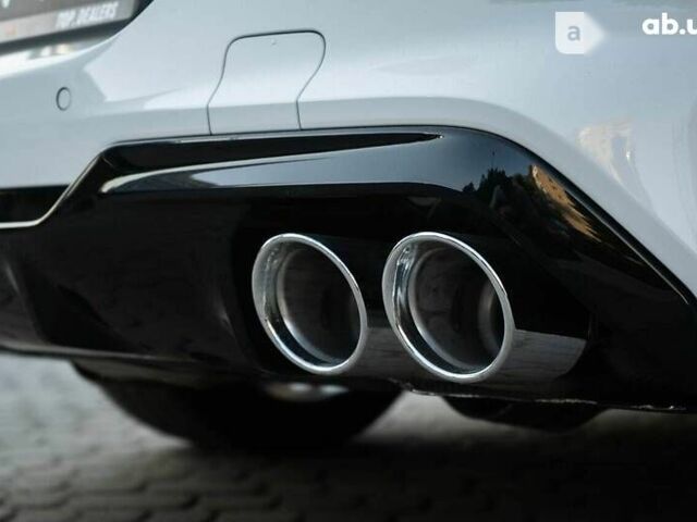 БМВ M8, объемом двигателя 4.4 л и пробегом 4 тыс. км за 135000 $, фото 21 на Automoto.ua